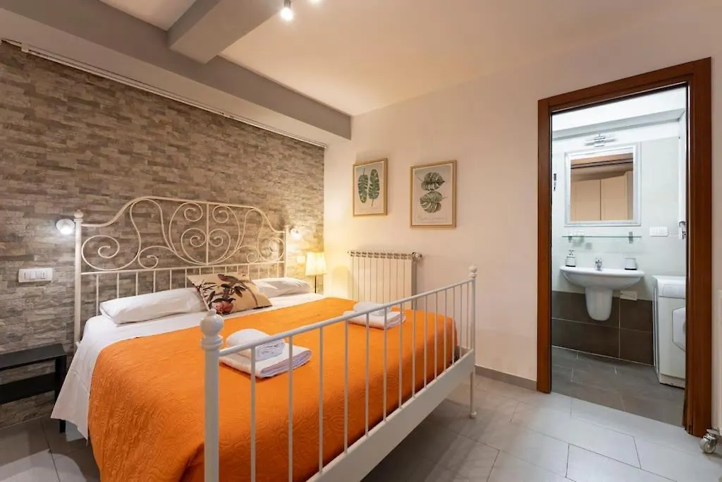 Keys Of Italy - Macci 41 - Sant' Ambrogio One Bedroom Flat Florence Italy