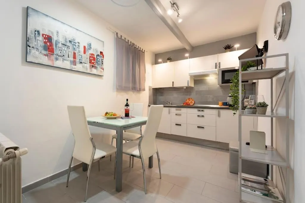 Apartment Keys Of Italy - Macci 41 - Sant' Ambrogio One Bedroom Flat Florence Italy